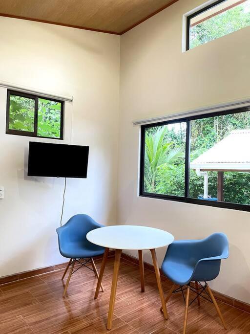 Апартаменты Casa Noil, Beautiful Eco House Near The Beach! Puerto Viejo de Talamanca Экстерьер фото